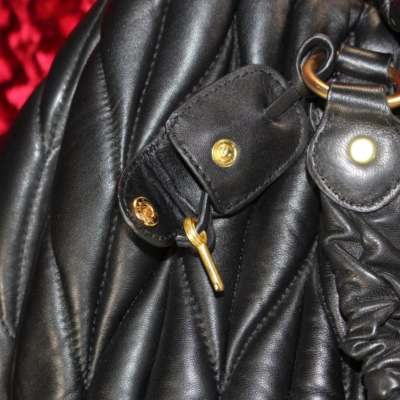 MIU MIU Matelasse Large Hobo - Like New - Picture 4 of 6